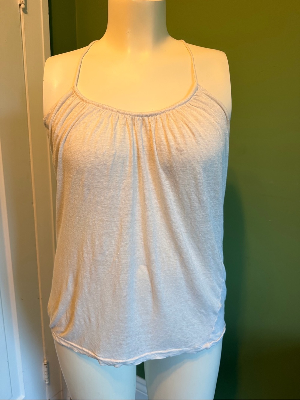 Club Monaco Women’s Lightweight White Camisole Tank Top Medium